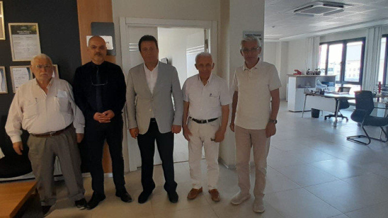 MÜTEAHHİTLER BİRLİĞİ DERGAZ MÜDÜRÜ ENDER ONUR’U ZİYARET ETTİ