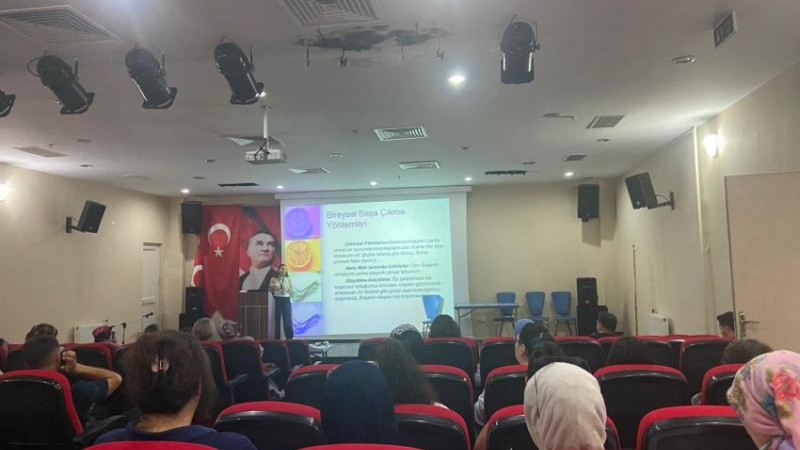 AKÇAKOCA’DA SAHA SAĞLIK ELÇİLERİ EĞİTİMLERİ DEVAM EDİYOR