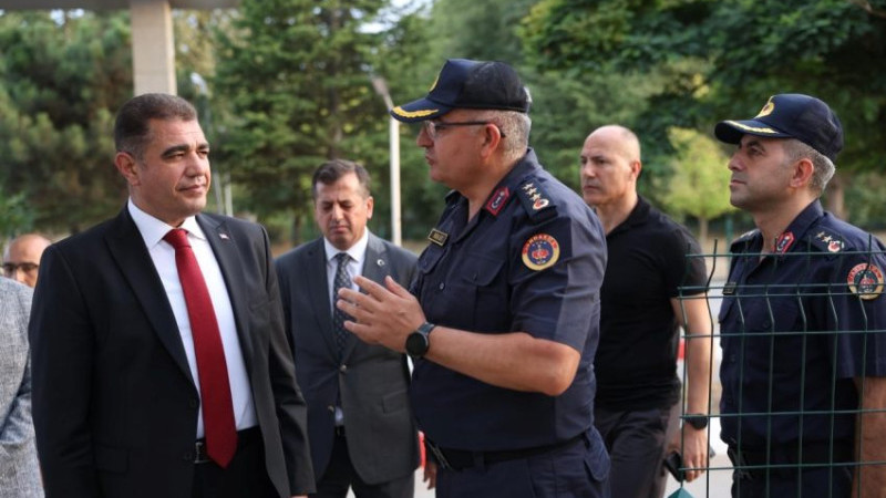 VALİ ASLAN, JANDARMA ASAYİŞ NOKTASI’NI ZİYARET ETTİ