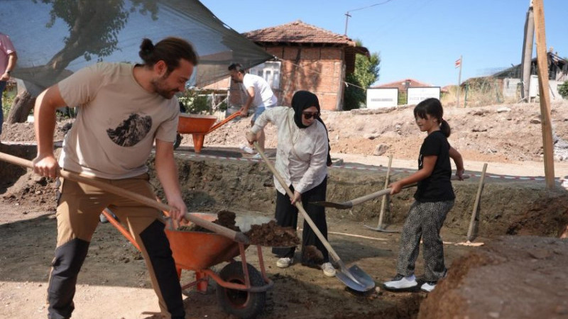 EL BİRLİĞİ İLE TARİH GÜN YÜZÜNE ÇIKARILIYOR