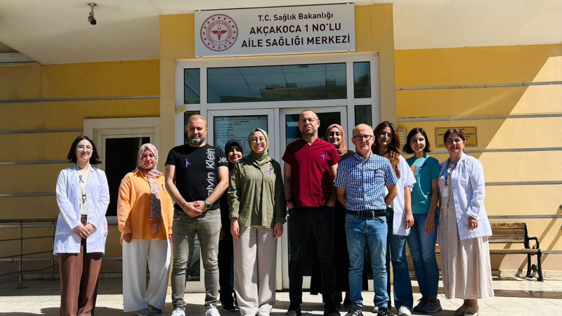 AKÇAKOCA’DA KANSER FARKINDALIK STANDI KURULDU 
