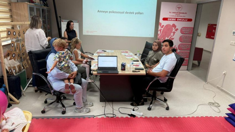 DÜZCE’DE BEBEK AKADEMİSİ EĞİTİMLERİ BAŞLADI