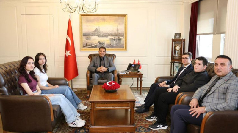 DÜZCE’NİN ALTIN ÇOCUKLARI ÖDÜLLENDİRİLDİ