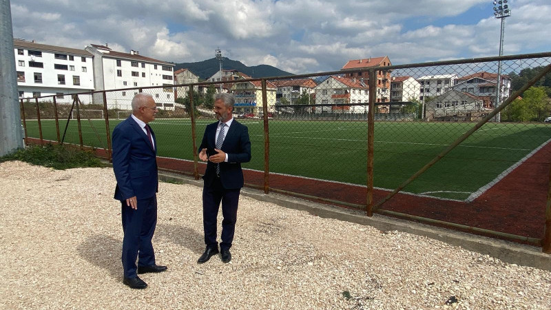 YIĞILCA'NIN SPOR ALANLARINI ARSLANTÜRK İNCELEDİ 