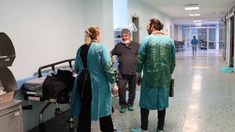 BEYİN ÖLÜMÜ GERÇEKLEŞEN HASTANIN ORGANLARI 3 KİŞİYE UMUT OLDU 