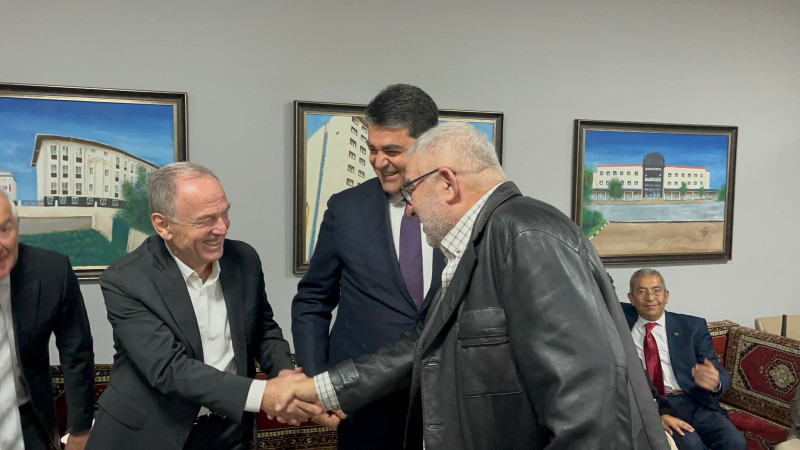 DEMOKRAT PARTİ GENEL BAŞKANI GÜLTEKİN UYSAL: “TÜRKİYE ANTİDEMOKRATİK BİR REJİMLE KARŞI KARŞIYA”