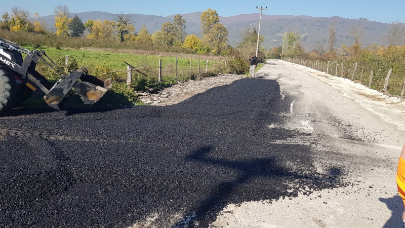 DÜZCE İL ÖZEL İDARESİ EKİPLERİ, ONARIM ÇALIŞMALARINI SÜRDÜRÜYOR