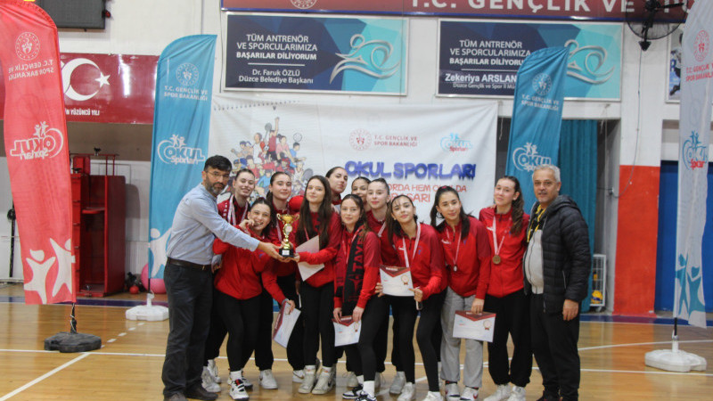 VOLEYBOL GENÇ KIZLAR İL BİRİNCİLİĞİ TAMAMLANDI