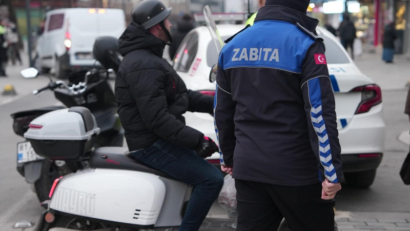 İSTANBUL CADDESİ’NDE MOTOSİKLET DENETİMİ