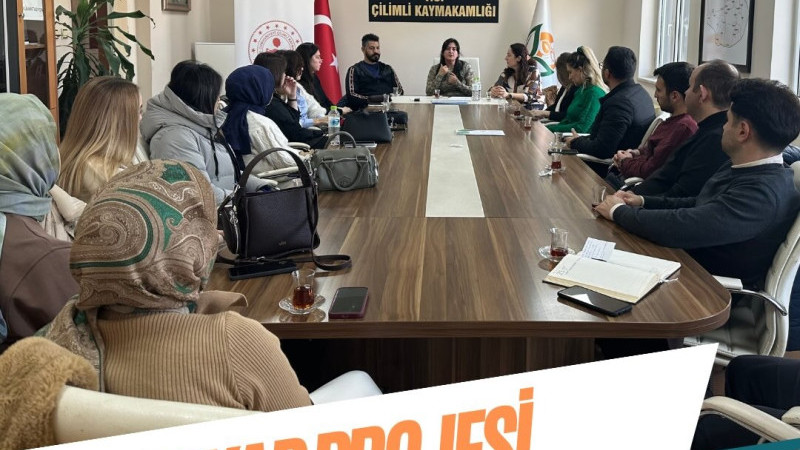 ÇİLİMLİ EĞİTİMDE KALKINIYOR