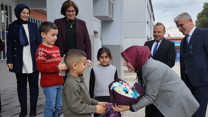 ARA TATİLDE AİLEYLE ÖĞRENME VE MASAL BULUŞMASI