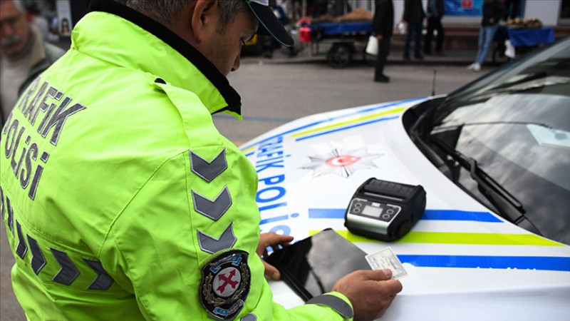 BİR ANNEYE 25 BİN LİRA CEZA KESİLDİ BAKIN HAKLI GEREKÇESİ NE?