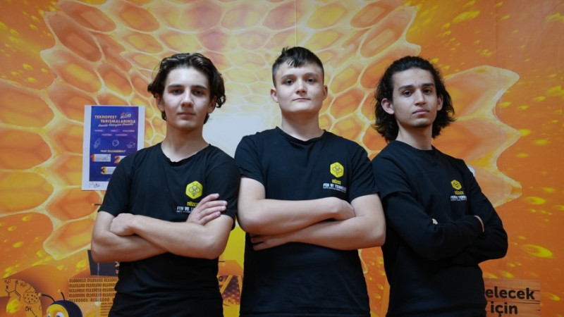 DÜZCELİ ÖĞRENCİLERDEN ULUSLARARASI BAŞARI