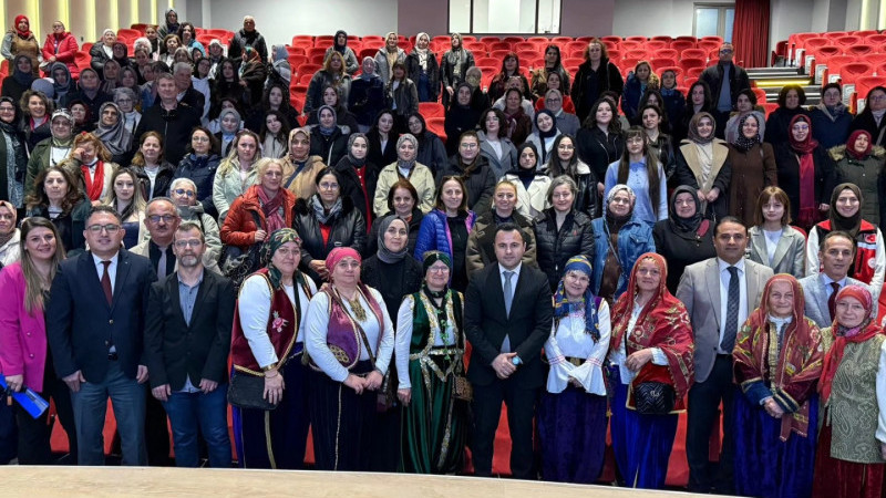 AKADEMİDE KADIN OLMAK KONUŞULDU