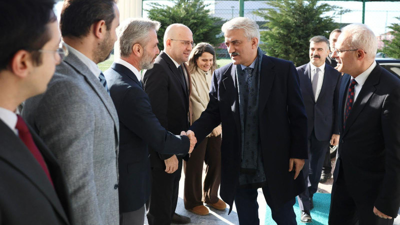 VALİ MAKAS’A SPOR BRİFİNGİ 