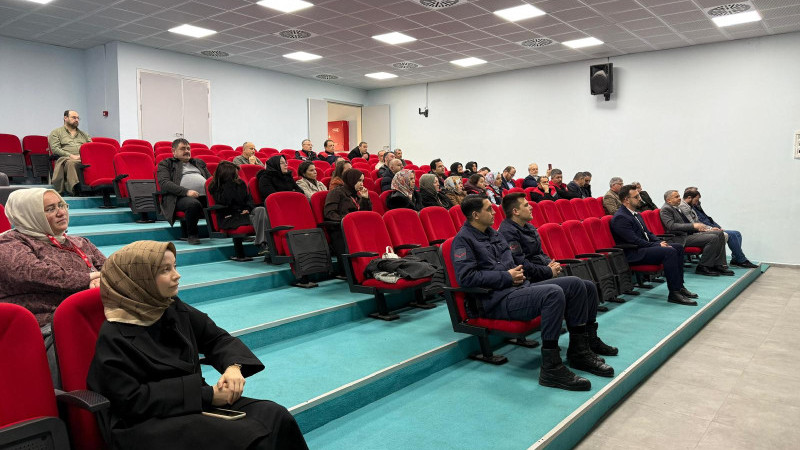 BAĞIMLILIKLA MÜCADELE EĞİTİMİ VERİLDİ