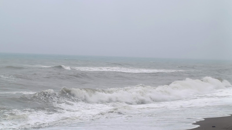 DENİZDE DALGA BOYU YÜKSELDİ