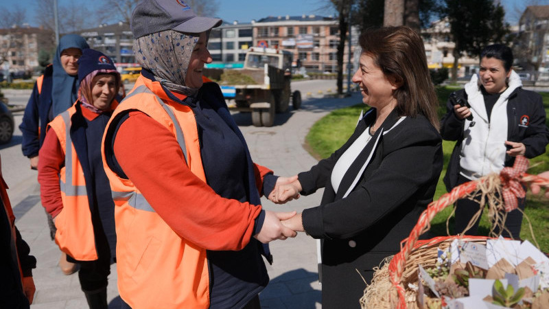DÜZCE BELEDİYESİ’NDE 8 MART KUTLAMASI