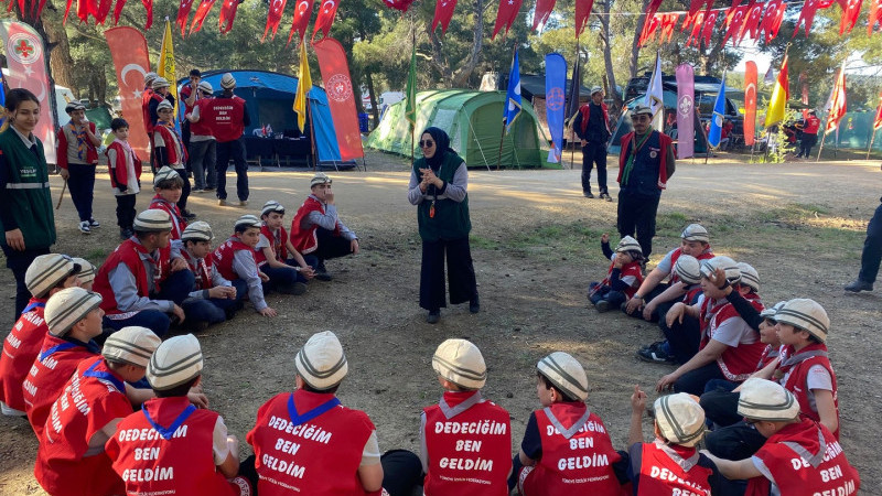 DÜZCELİ İZCİLER ÇANAKKALE RUHUNU YERİNDE YAŞADI