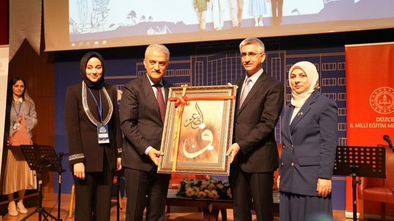 GÜÇLÜ AİLE, GÜÇLÜ GELECEK KONGRESİ TAMAMLANDI