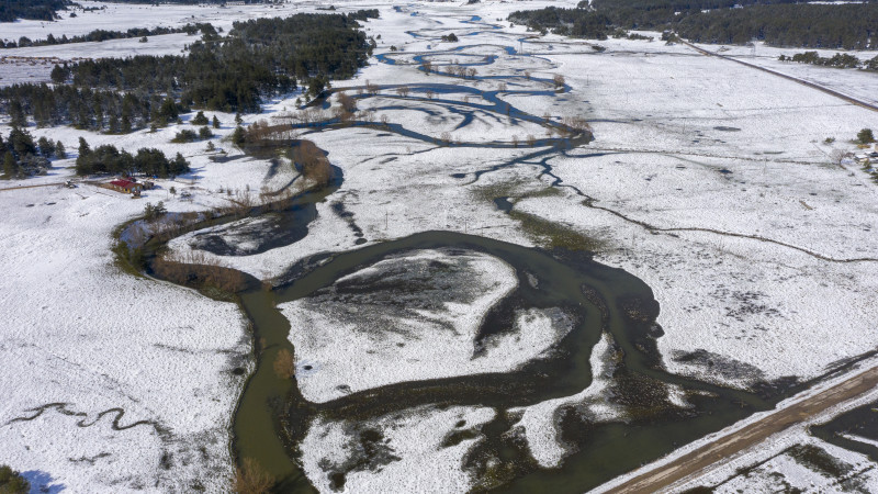 DÜZCE’DE NİSAN AYINDA KAR YAĞDI