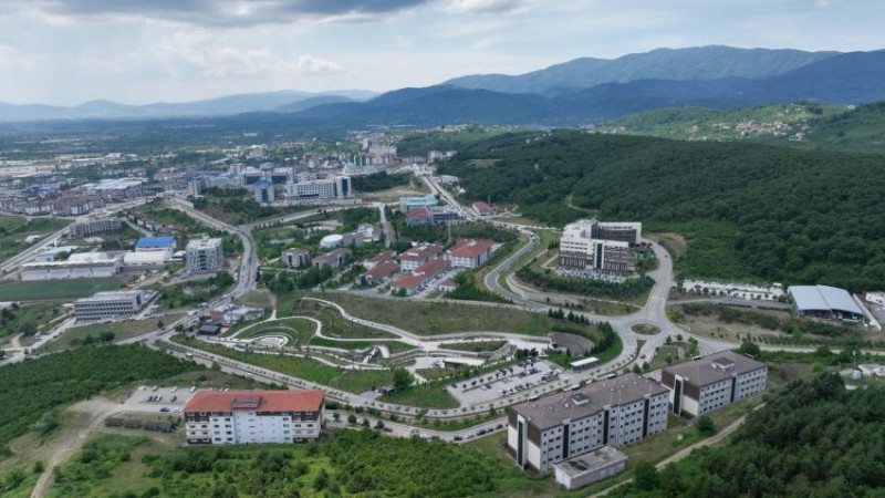 DÜZCE ÜNİVERSİTESİ ÇOK SAYIDA ÖĞRETİM ÜYESİ ALIMI GERÇEKLEŞTİRECEK