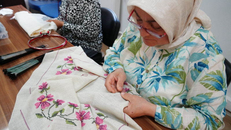 KURSİYERLERİN ESERLERİ GÖRÜCÜYE ÇIKIYOR