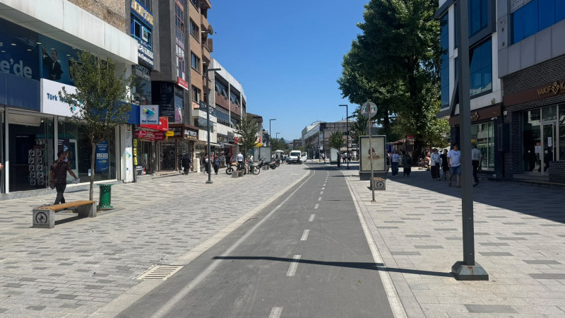 DÜZCE BOŞ KALDI, AKÇAKOCA DOLDU