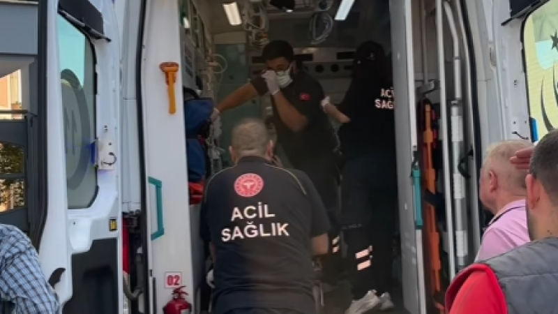 ELEKTRİKLİ BİSİKLET İLE OTOMOBİL ÇARPIŞTI: 1 YARALI