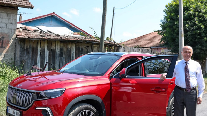 BAŞKAN ÖZLÜ ASFALTLANAN YOLLARI TEST ETTİ