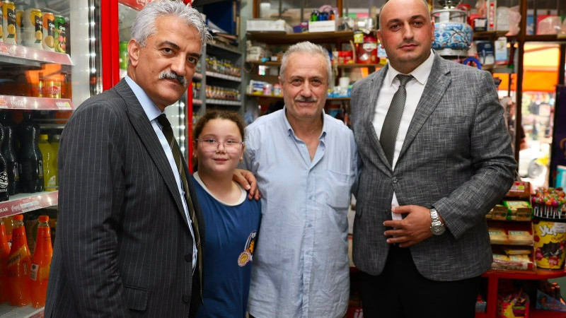 VALİ MAKAS ESNAFLA BULUŞTU