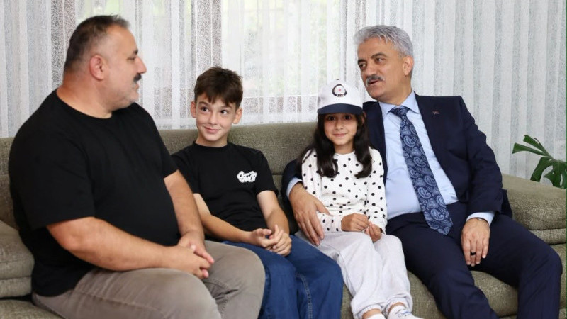VALİ MAKAS’TAN GAZİ KENAN ŞENGÜL’E ANLAMLI ZİYARET