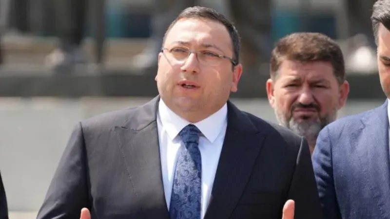 DÜZCE’DE HAYATINI KAYBEDEN GÜLTEKİN TOPRAĞA VERİLDİ